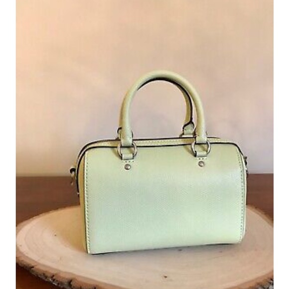 NWT Coach Mini Rowan Satchel with Zip ID case Pale Lime - Picture 4 of 8